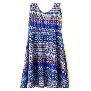 Blue patterned short dress